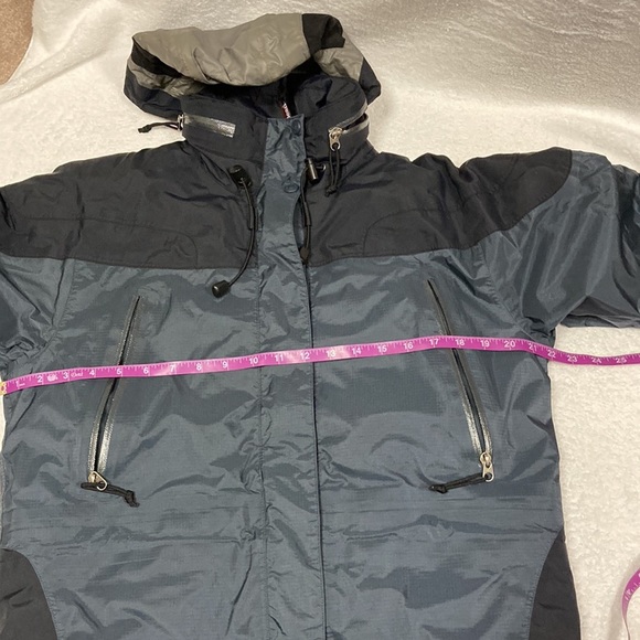 LL Bean primaloft women’s winter jacket petite small black charcoal - Picture 13 of 14